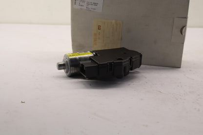 Original OE Volkswagen Stellantrieb 7N0959591B