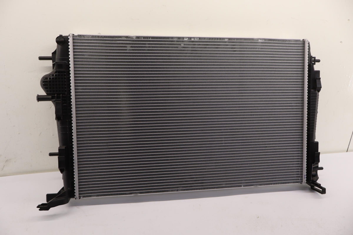 Original OE RENAULT Wasserkühler 214100017R