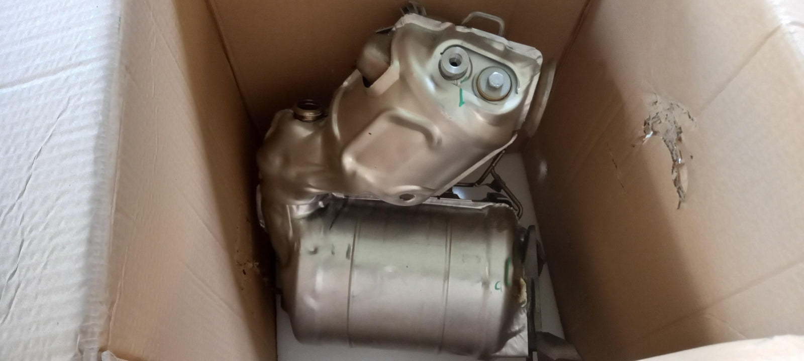 Original OE RENAULT Auspuffanlage Rußpartikelfilter 208A00747R
