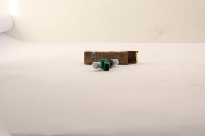 Original OE MERCEDES-BENZ Injektor Düse A0000786623