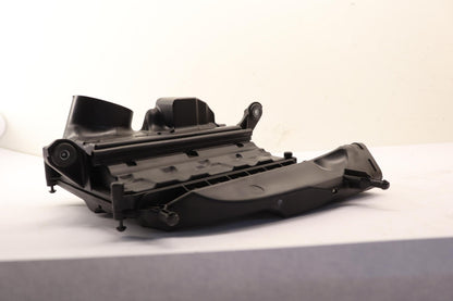 Original OE MERCEDES-BENZ Luftfilterkasten A6420901901