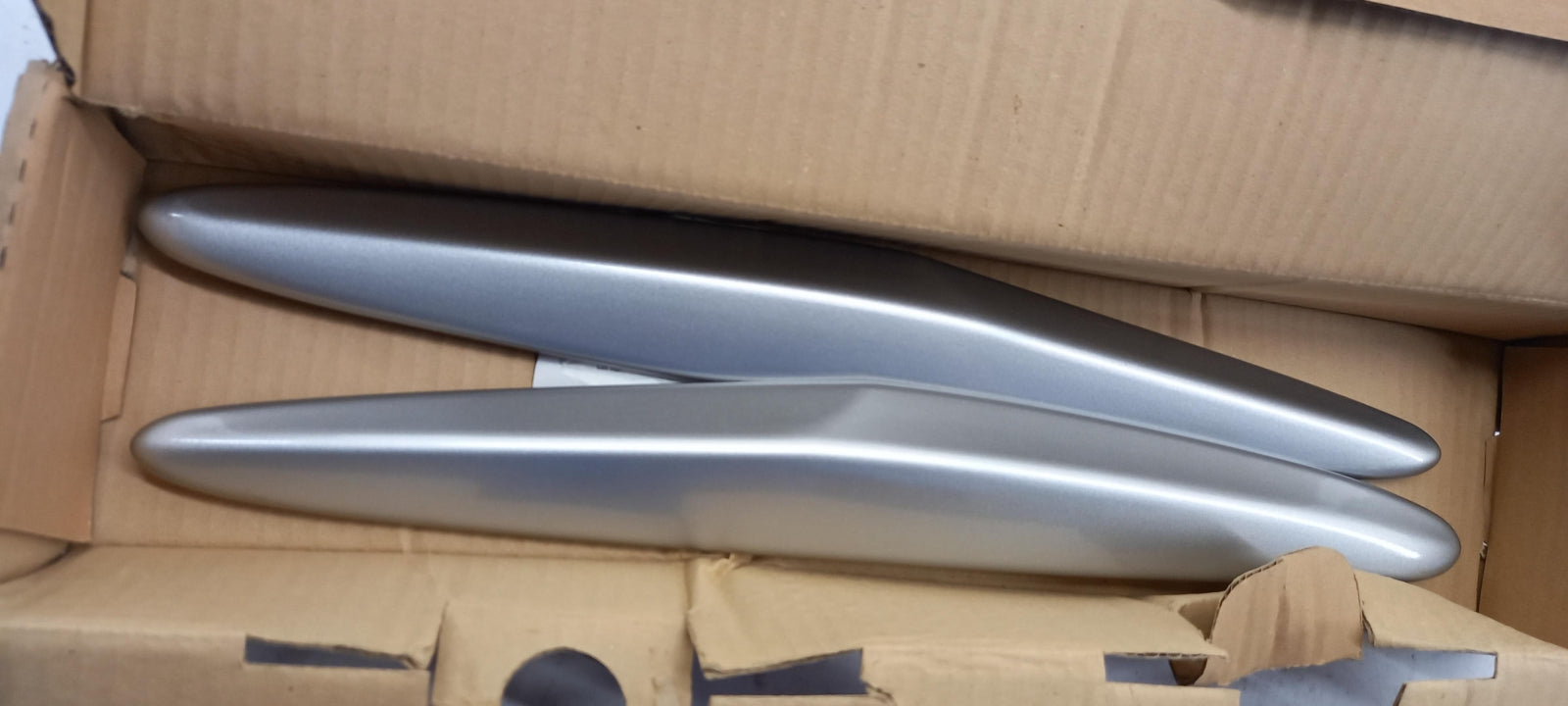 Original OE HONDA Stoßstange Zierleiste Satz 08P03TL0650B