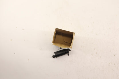 Original OE MITSUBISHI Waschwasserpumpe MR108596