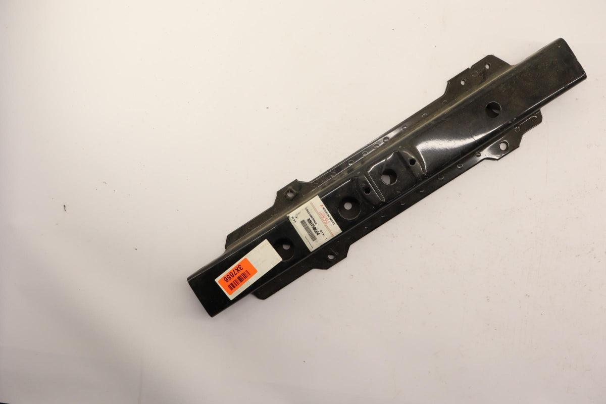 Original OE MITSUBISHI Querträger MR150564