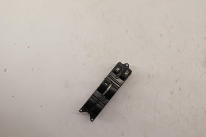 Original OE MITSUBISHI Fensterheberschalter 8608A058
