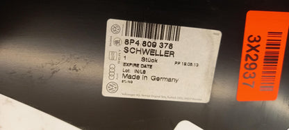 Original AUDI A3 RS3 8P Unterholm rechts 8P4809378