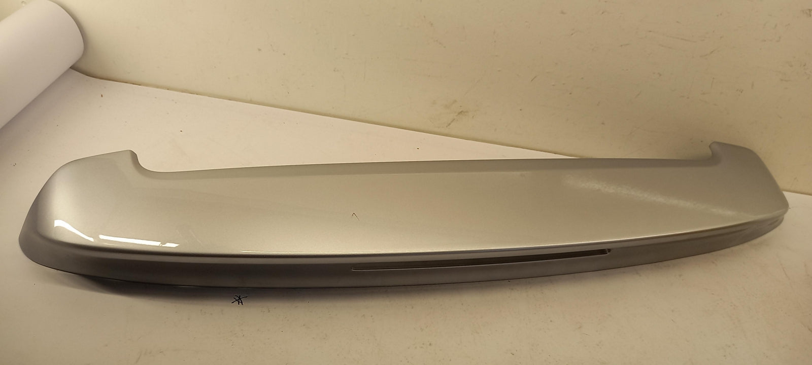 Original OE MITSUBISHI Spoiler MR647208
