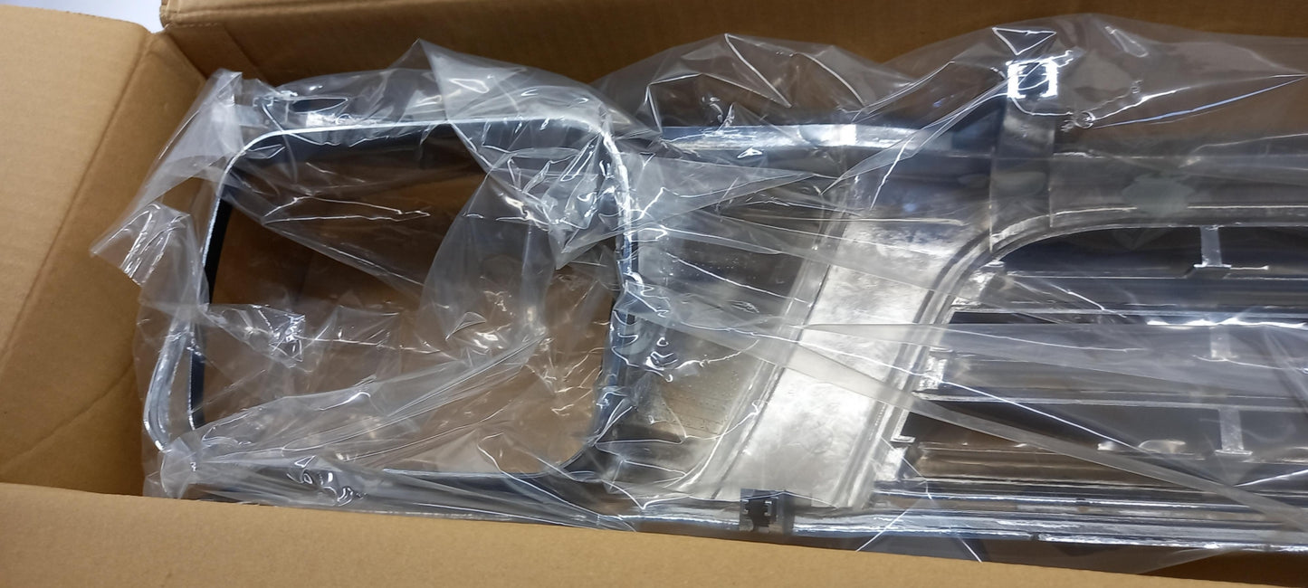 Original OE MITSUBISHI Kühlergitter MR241064