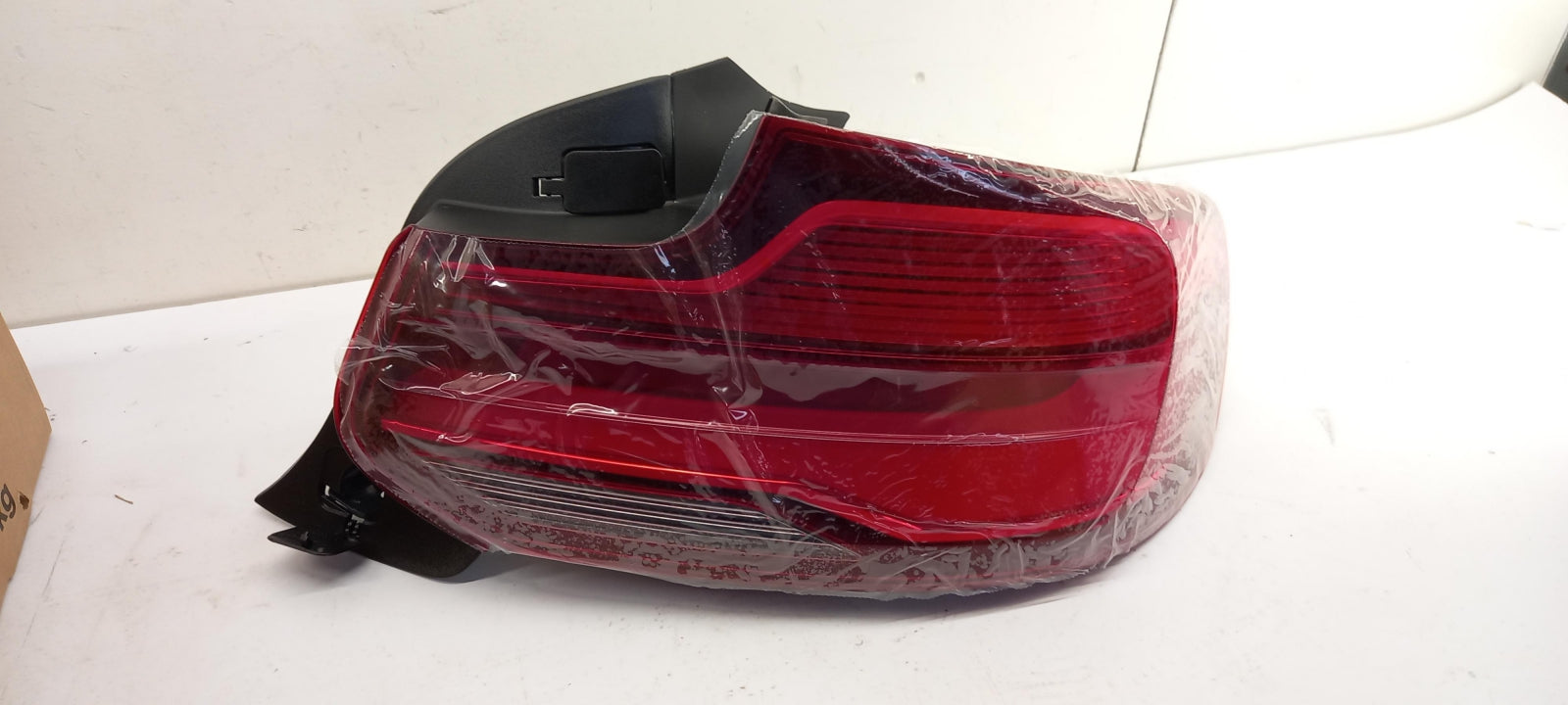 Original OE BMW Heckleuchte 63217420992