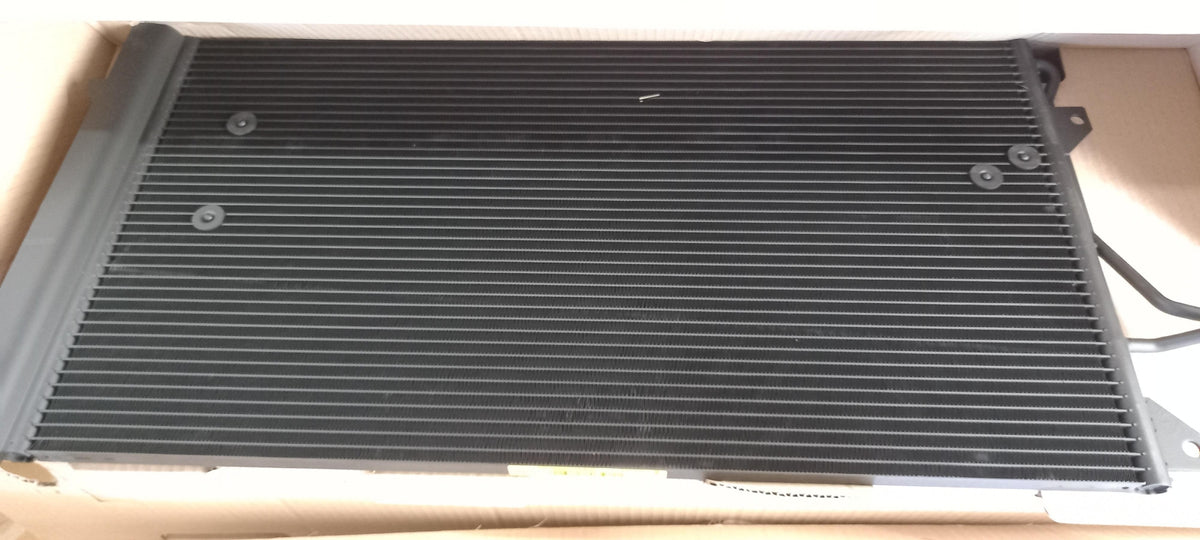 Original AUDI Q7 (4L) Klimakondensator 4L0260401A