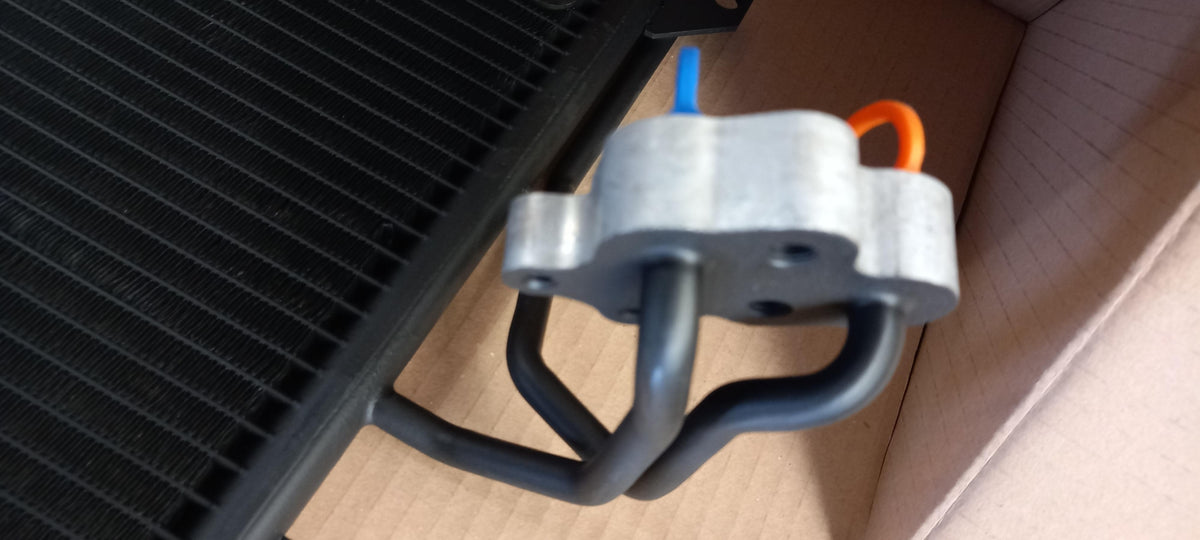 Original AUDI Q7 (4L) Klimakondensator 4L0260401A