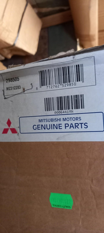 Original OE MITSUBISHI Anhängerkupplung MZ312283