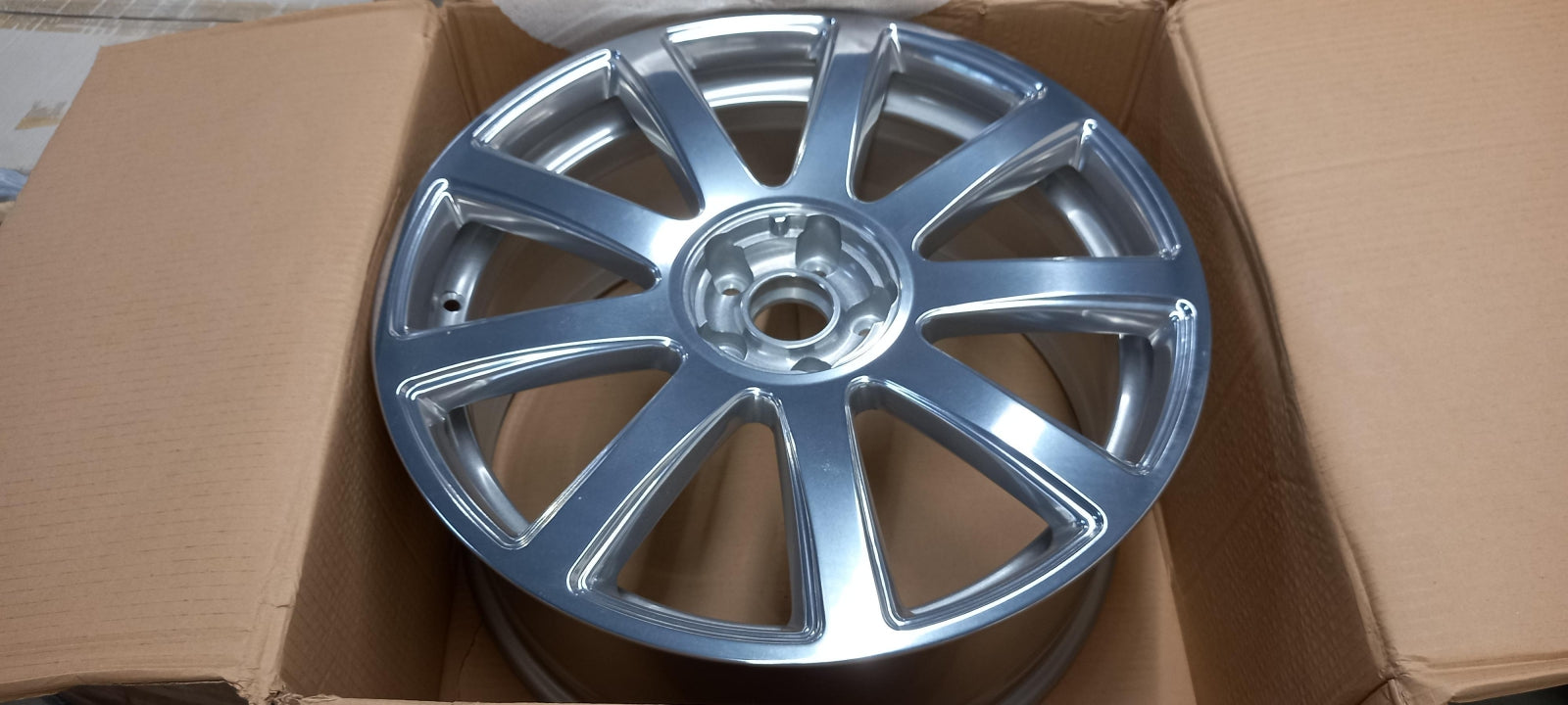 Original OE Volkswagen Felge 4E0601025AN3AJ