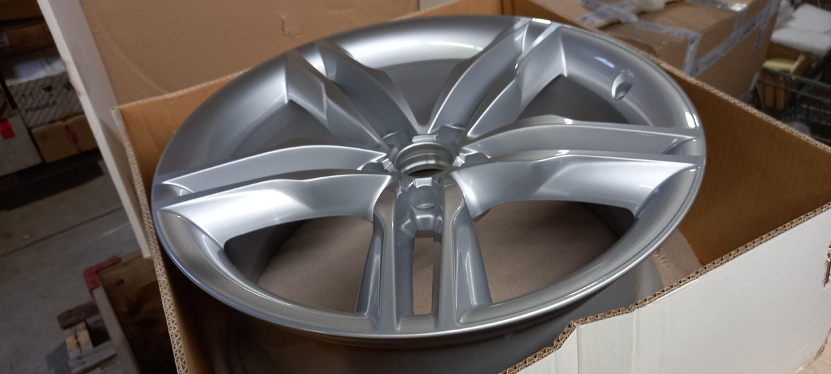 Original OE VAG AUDI A5/S5 (2010-2016) Alu Felge 8.5JX19 ET32 5/112 8T0601025H