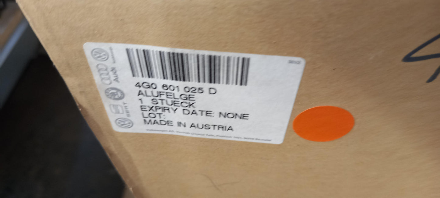 Original OE Volkswagen Felge 4G0601025D
