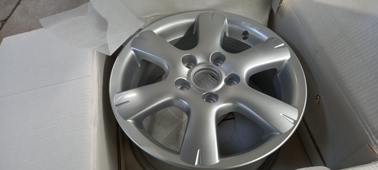 Original OE Volkswagen Felge 1K1071496666