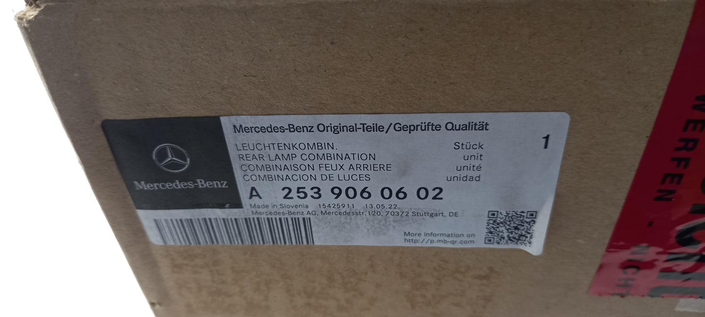 Original OE MERCEDES-BENZ Heckleuchte A2539060602