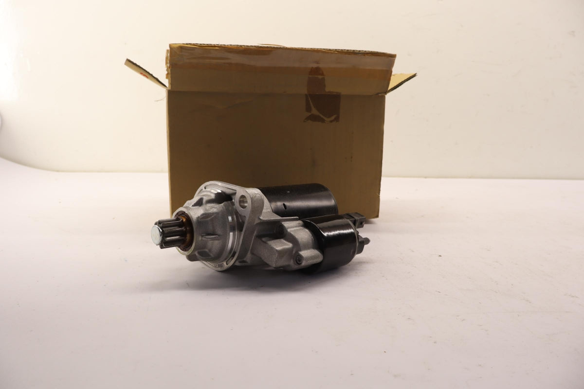 Original OE Volkswagen Anlasser 02M911023
