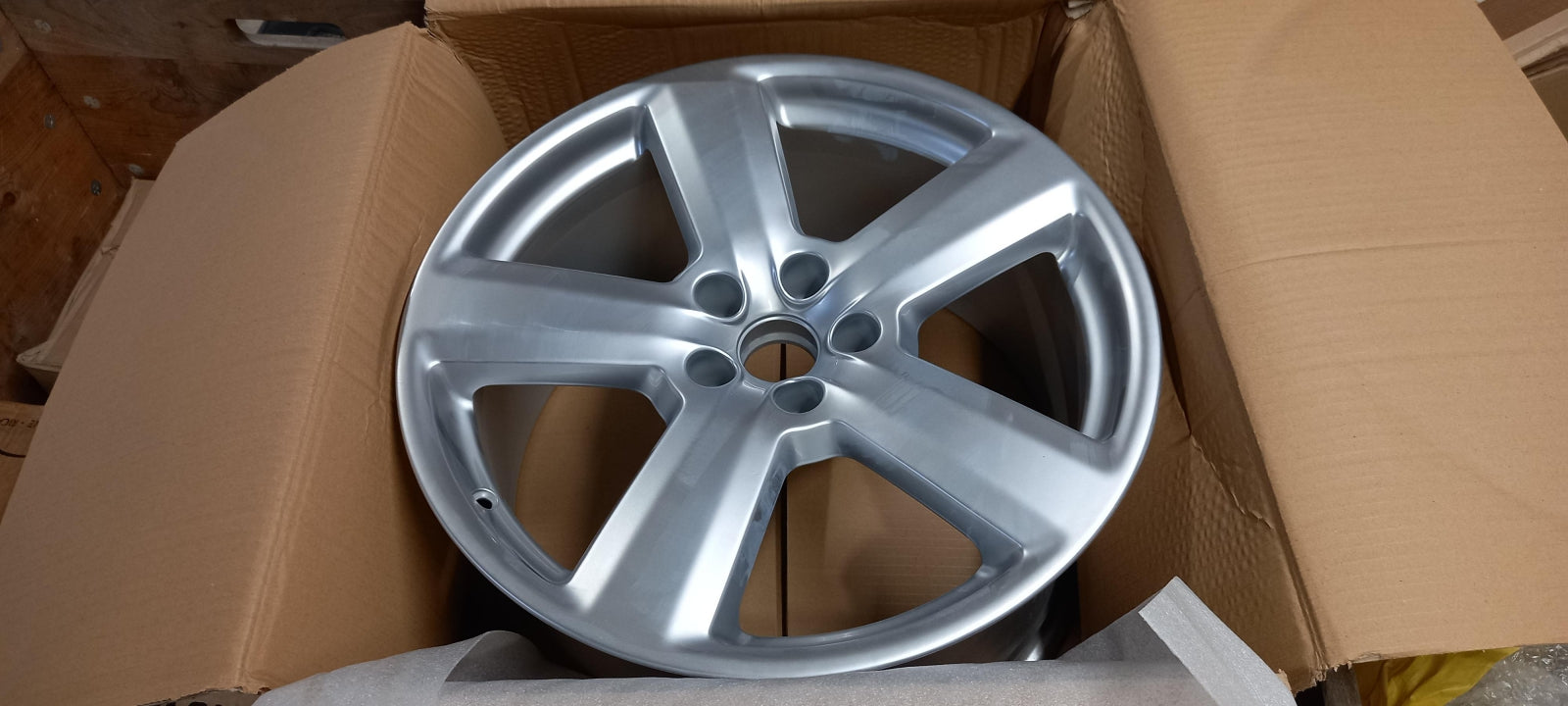 Original OE Volkswagen Felge 4B3601025Q1H7