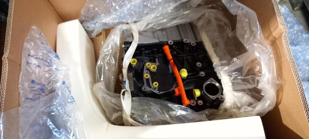 Original VW Passat B5 2.0 4motion Benzin Motor 06A100107PX