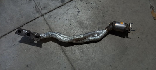 Original AUDI A8 4E 5.2 Abgaskrümmer Katalysator 07L253019JX