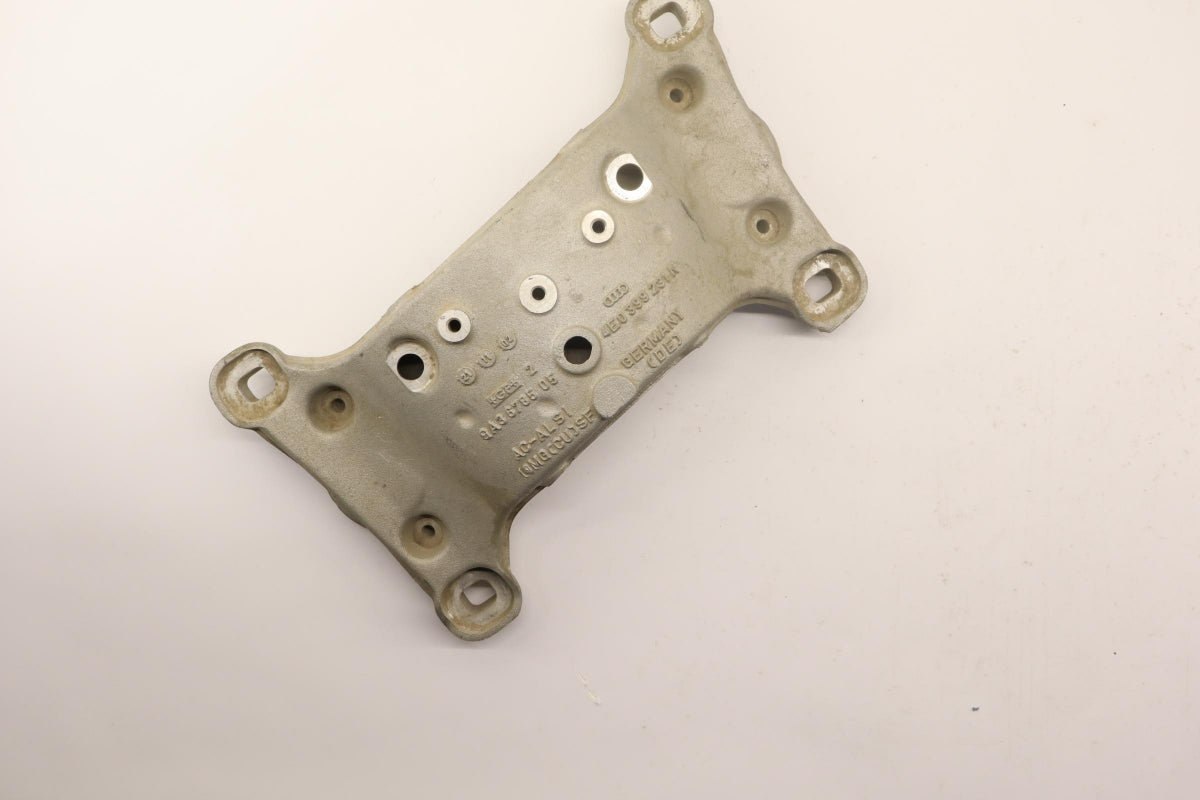 Original AUDI A8/S8 Quattro (4E) Getriebehalter 4E0399231N
