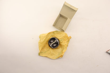 Original AUDI A4 8D A6 4A VW Passat B5 SKODA Octavia 1U 1.8 Kolben 058107065J