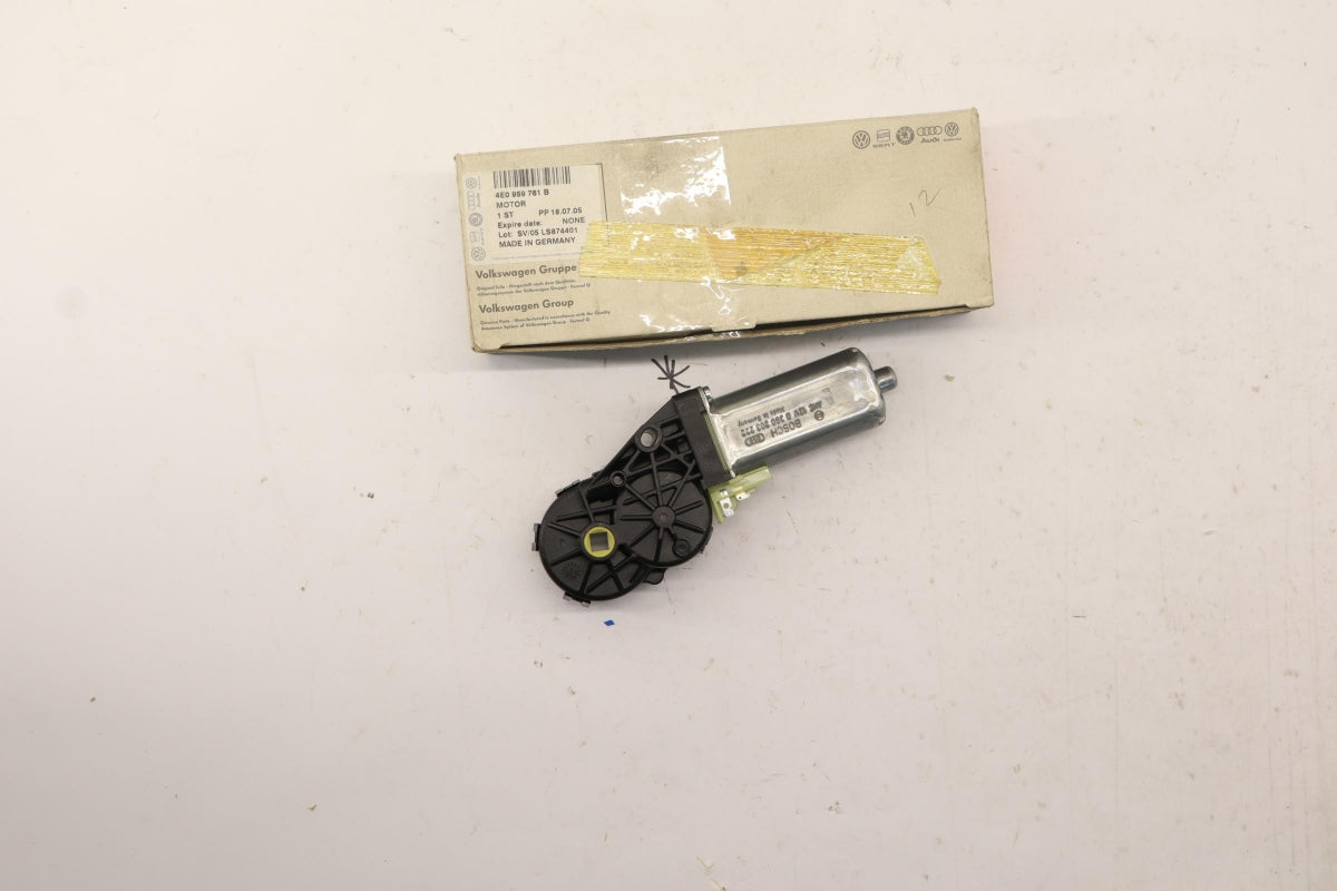 Original OE Volkswagen Stellantrieb 4E0959761B