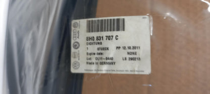 Original OE Volkswagen Türdichtung 8H0831707C