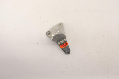 Original OE Volkswagen Motoraufhängung Halter 7L8199308A