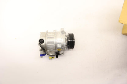 Original OE Volkswagen Klimakompressor 4L0820803