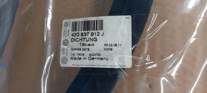 Original OE Volkswagen Türdichtung 420837912J