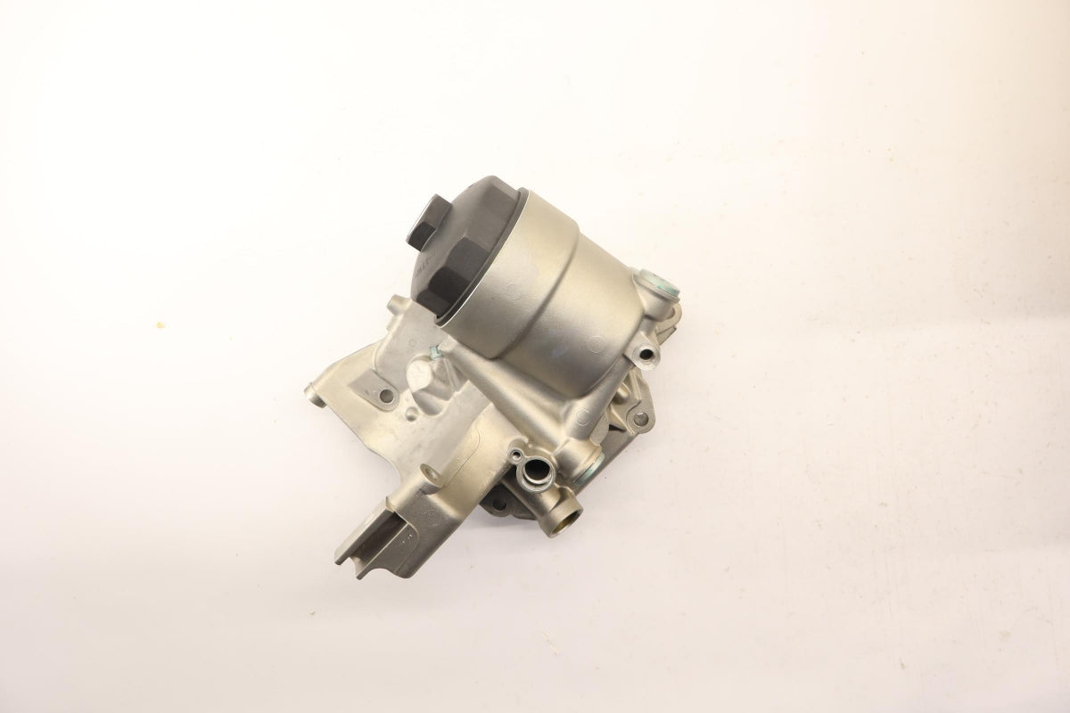 Original OE Volkswagen Ölfilterhalter 077115401J