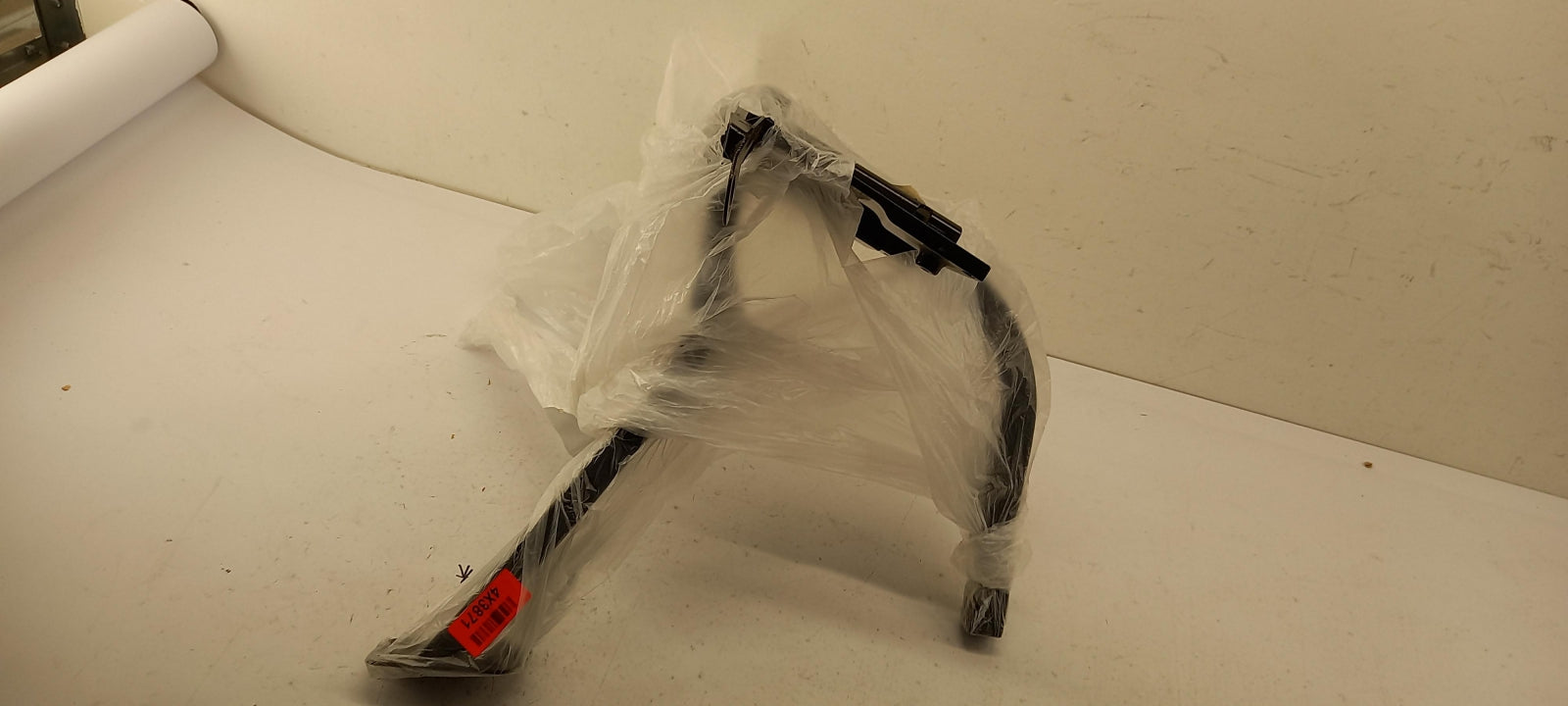 Original OE Volkswagen Kotflügel Halter 4E0821138F