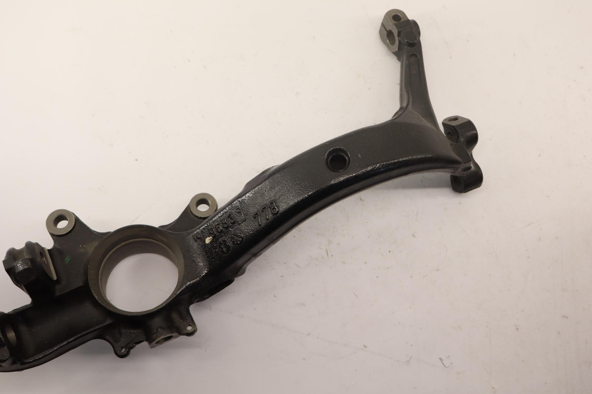 Original OE Volkswagen Achsschenkel 4B3407257A