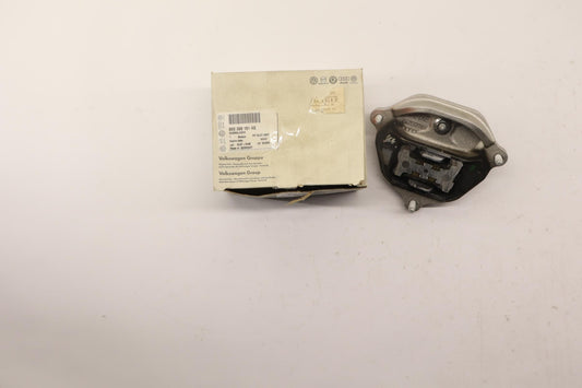 Original OE Volkswagen Motorlager 8K0399151AS