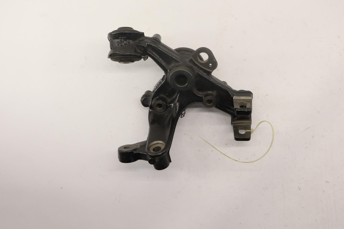 Original OE Volkswagen Achsschenkel 8E0505432AF