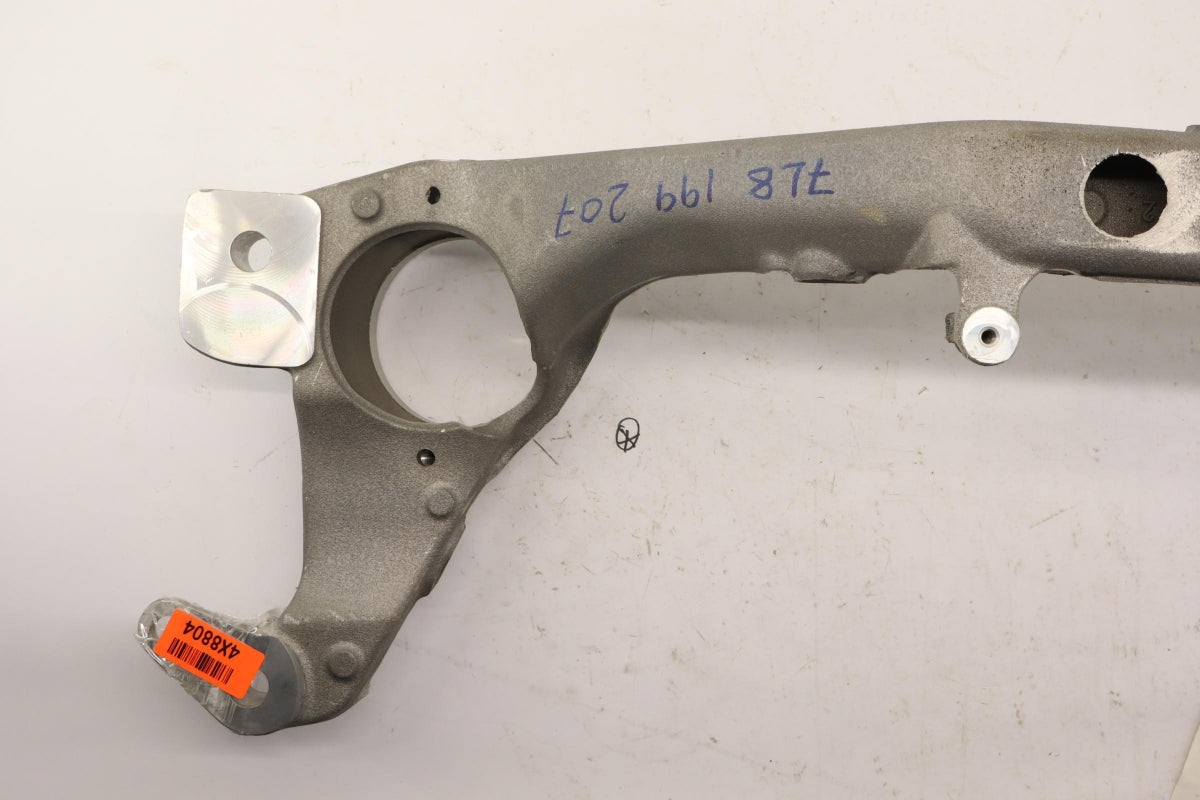 Original OE Volkswagen Motorträger Befestigung 7L8199207