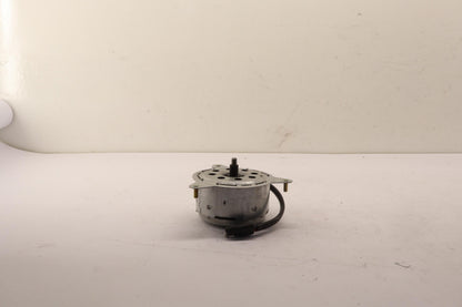 Original OE RENAULT Kühlerlüfter Elektromotor 7700789732