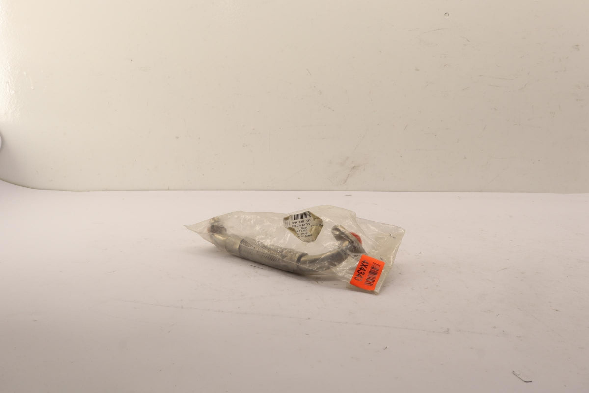 Original OE Volkswagen Ölleitung 07K145735