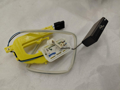 Original OE Volkswagen Kraftstoffvorrat Sensor 4E0919673A