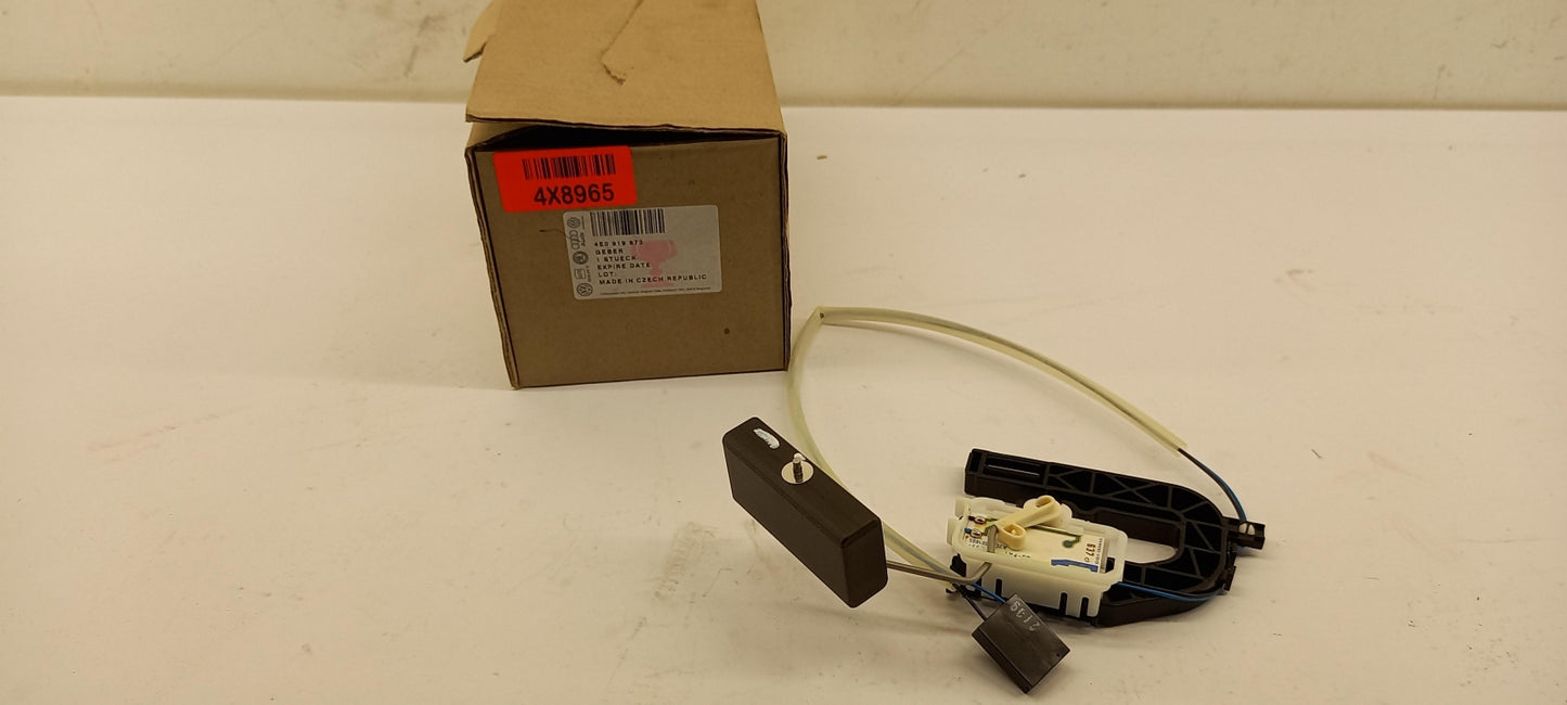 Original OE Volkswagen Kraftstoffvorrat Sensor 4E0919673
