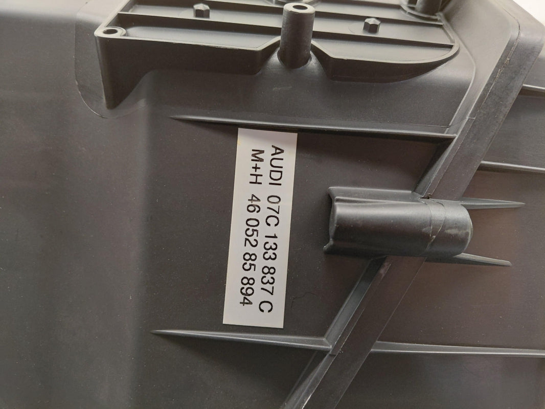 Original OE Volkswagen Luftfilterkasten 07C133837C