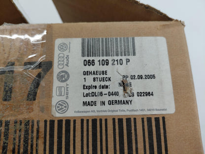 Original OE Volkswagen Gehäuse 066109210P