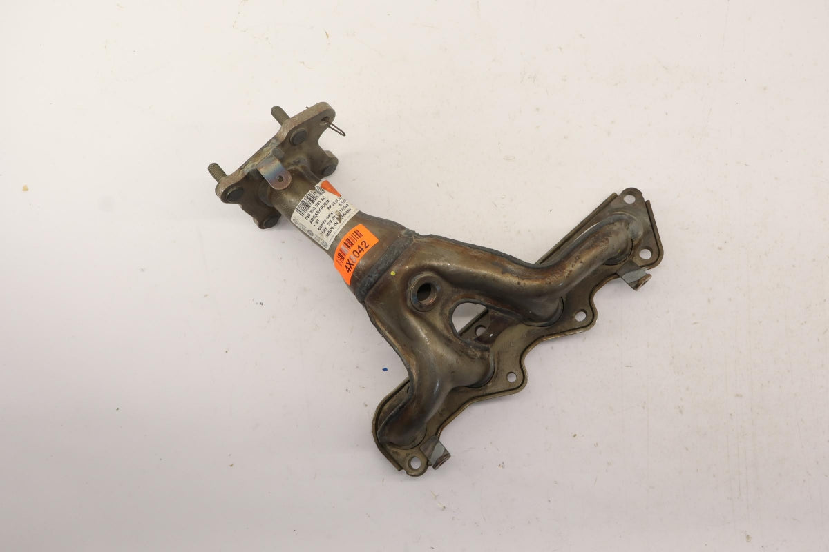 Original OE Volkswagen Abgaskrümmer 030253031AC