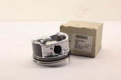 Original VW T5 Touareg 7L Phaeton Golf 4 AUDI A3 8P TT 8N 3.2 Kolben 022107065L