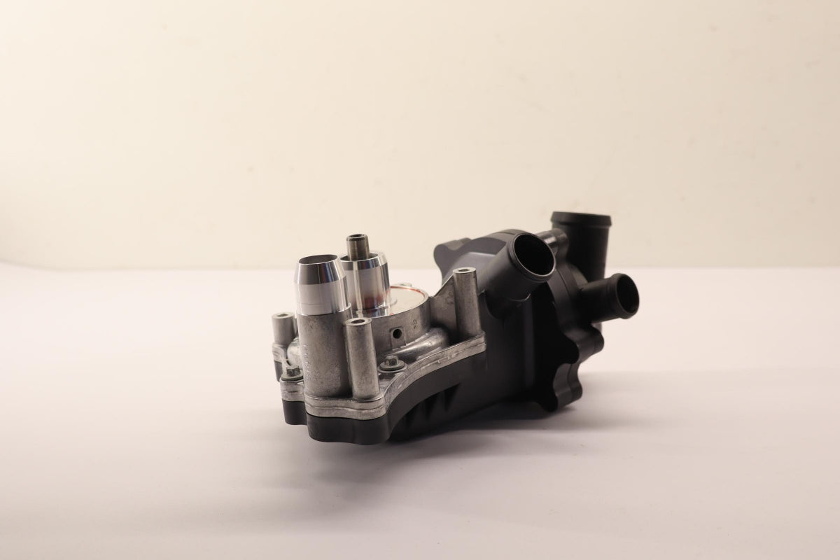 Original AUDI A6 4F A8 4E Q7 4L VW Touareg 7P 4.2 FSI Wasserpumpe 079121012D