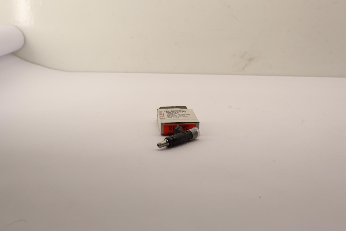 Original VW Passat B5 AUDI A4 8H/8E A6 4B 2.0 Einspritzventil 06B133551T