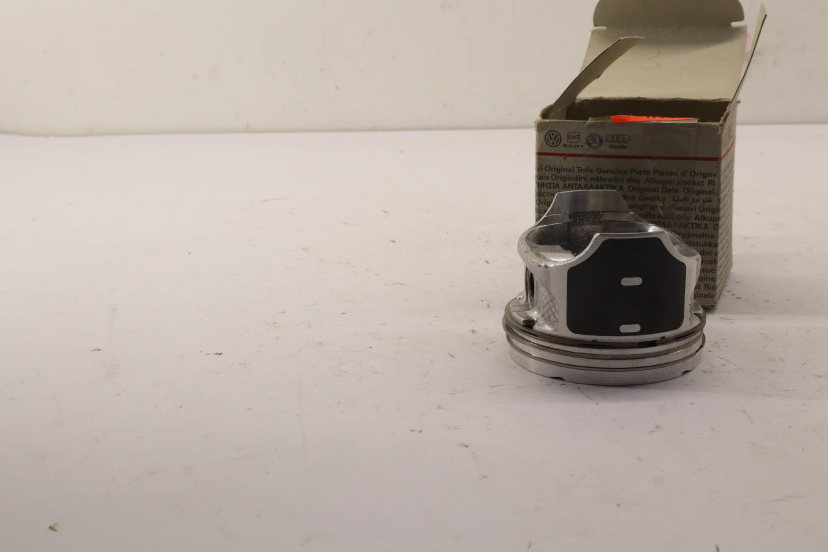 Original OE Volkswagen Kolben 036107065AT