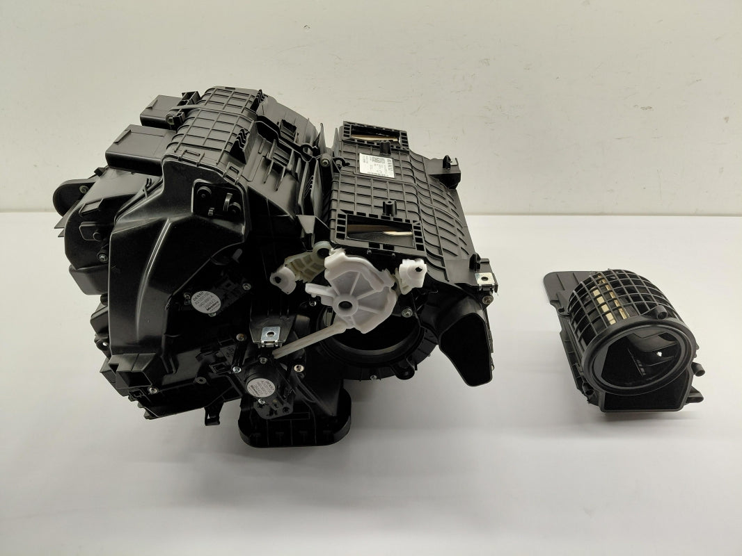 Original OE RENAULT Heizgehäuse 272700099R